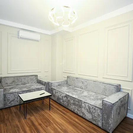 Miku -charming One Bedroom At Komuna E Parisit * Tirana
