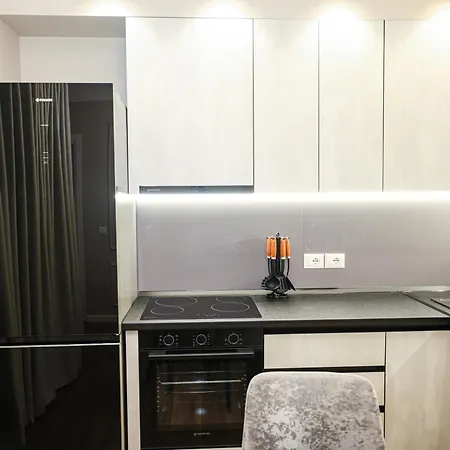 Miku -charming One Bedroom At Komuna E Parisit * Tirana